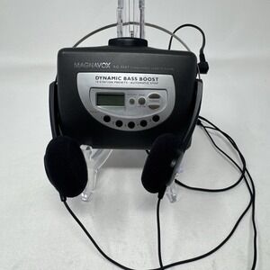 Magnavox AQ6567 Stereo Radio Cassette‎ Player AM/FM Walkman Tested